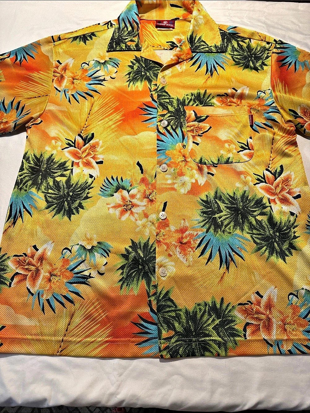 Third Rail Daddy Of 'Em All Floral Shirt Size Medium Like New- Vintage